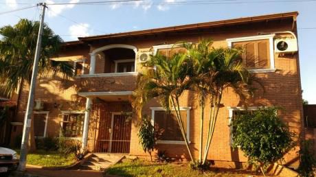 Alquilo Hermosa Casa En Bo.san Vicente