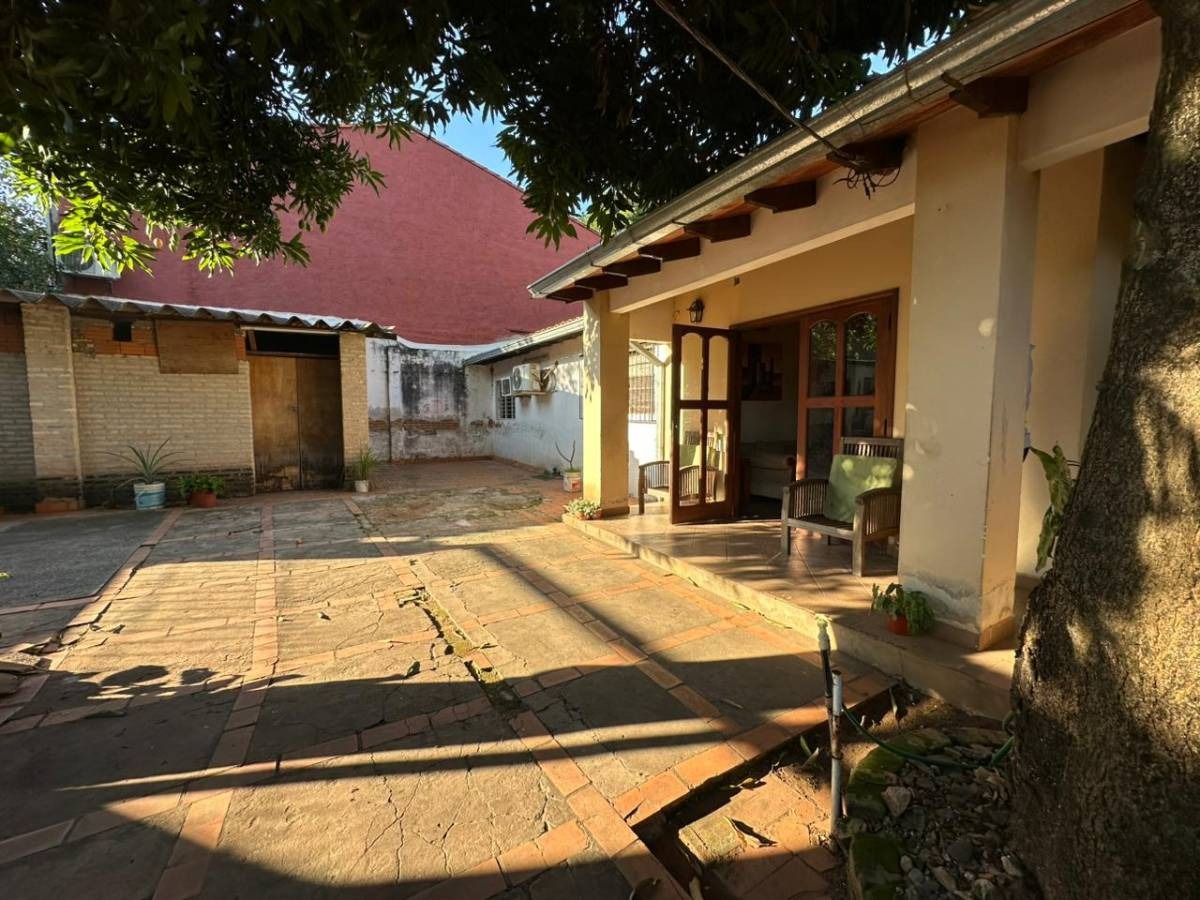 Casa en venta en Luque — foto 3