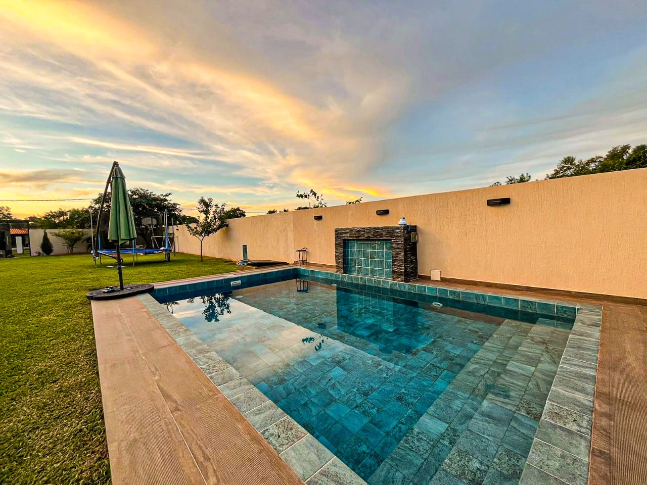 HERMOSA CASA EN SAN BERNARDINO - PUERTA DEL LAGO — foto 2
