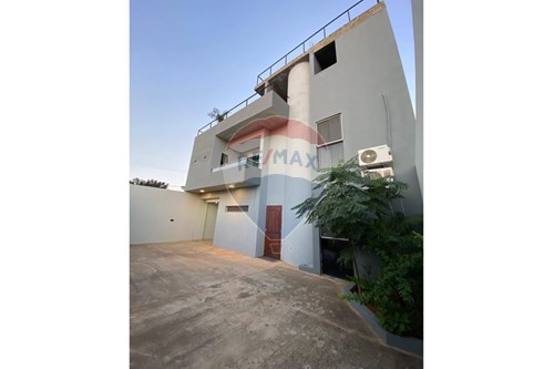 VENDO IMPONENTE CASA EN YPANÉ — foto 3