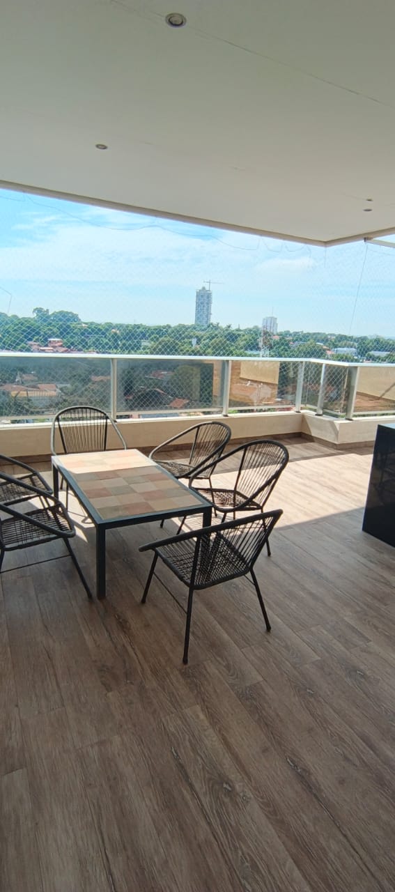 Venta/alquiler Exclusivo Penthouse En Edificio Stratos — foto 2