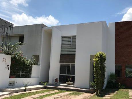 Casa Condomino La Arboleda