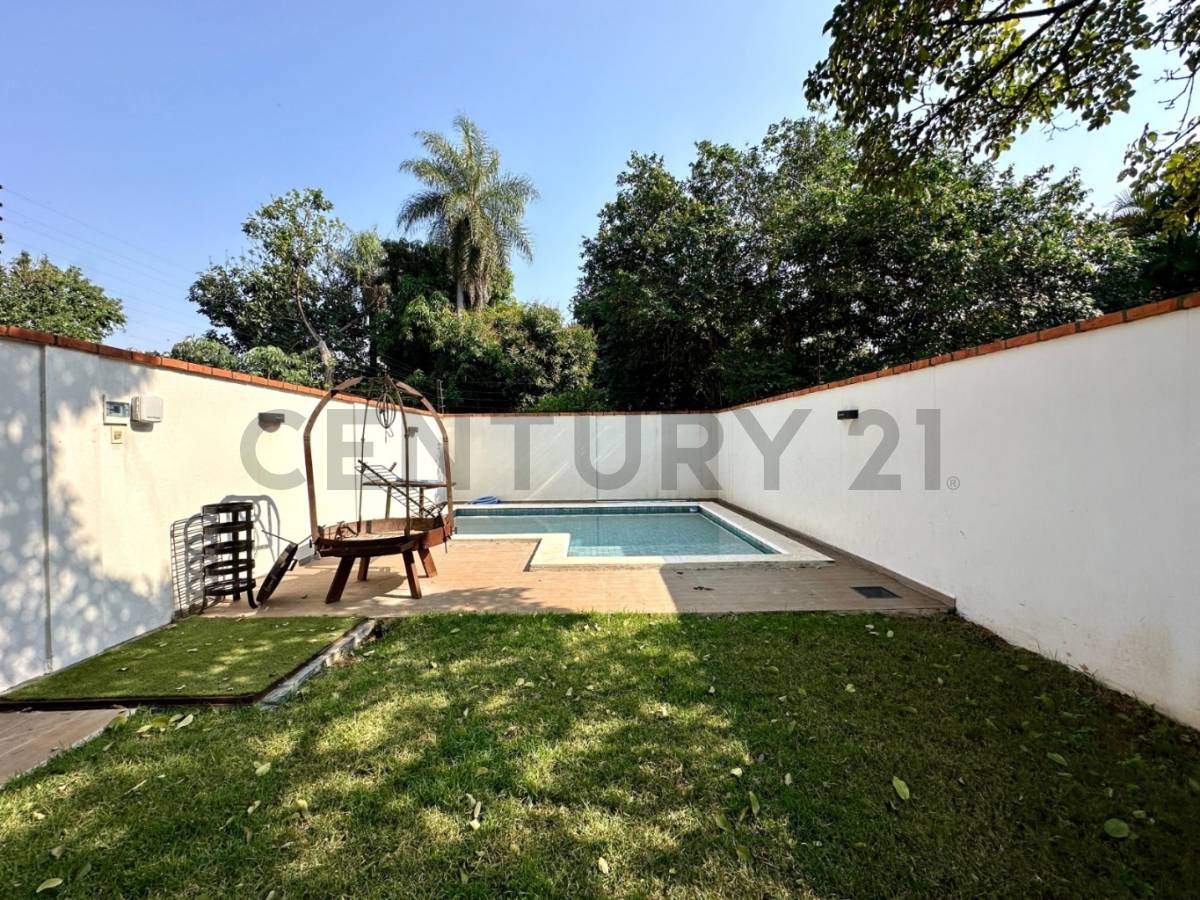 DUPLEX AMOBLADO EN LOS LAURELES — foto 2