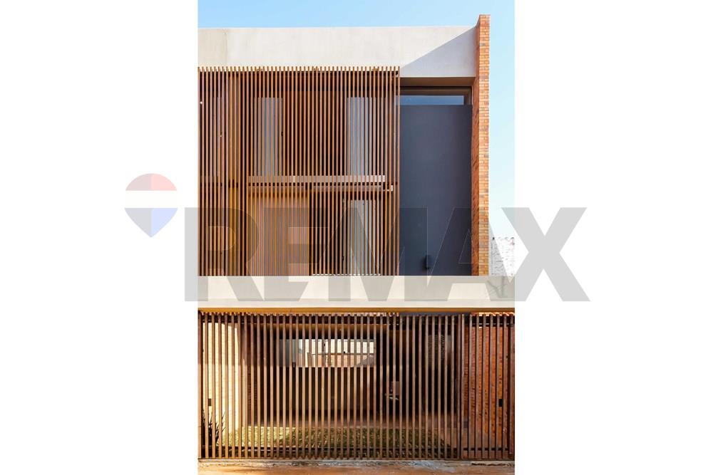 VENTA - DUPLEX - LAURELTY, LUQUE — foto 3