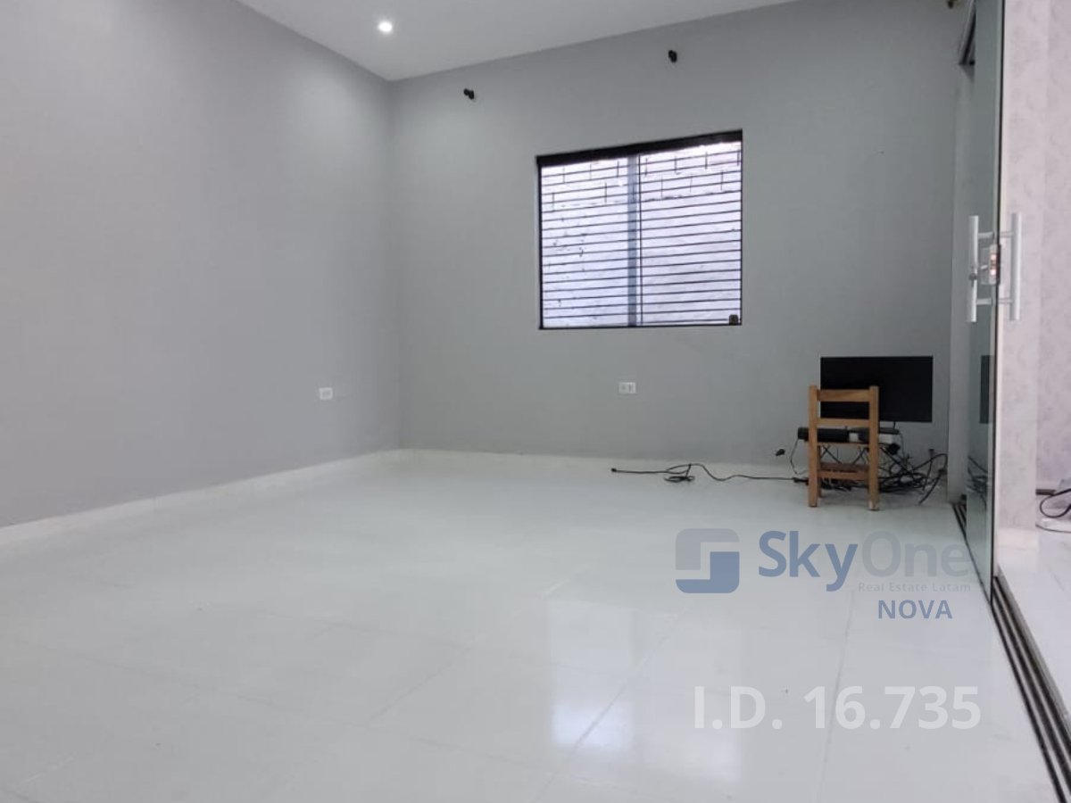 ALQUILO CASA MINIMALISTA EN LAMBARÉ - ZONA STOCK CACIQUE — foto 3