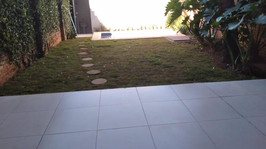 Alquilo amplio duplex   Barrio mburucuya — foto 2