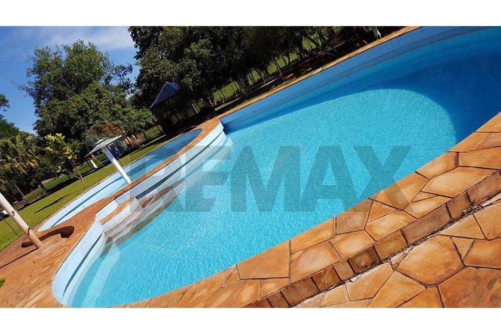 VENTA DE HOTEL ITAUGUA — foto 2