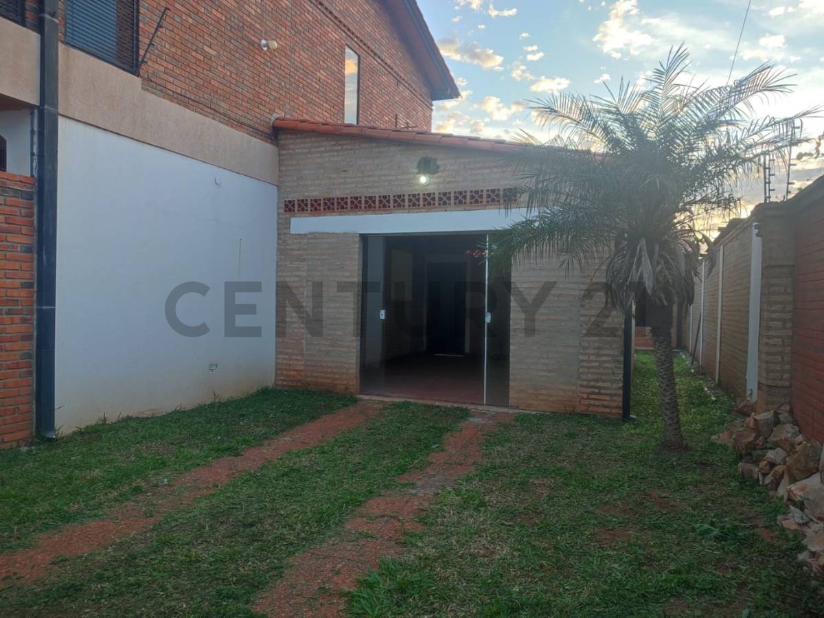 Alquiler de Casa en Luque, Central — foto 2