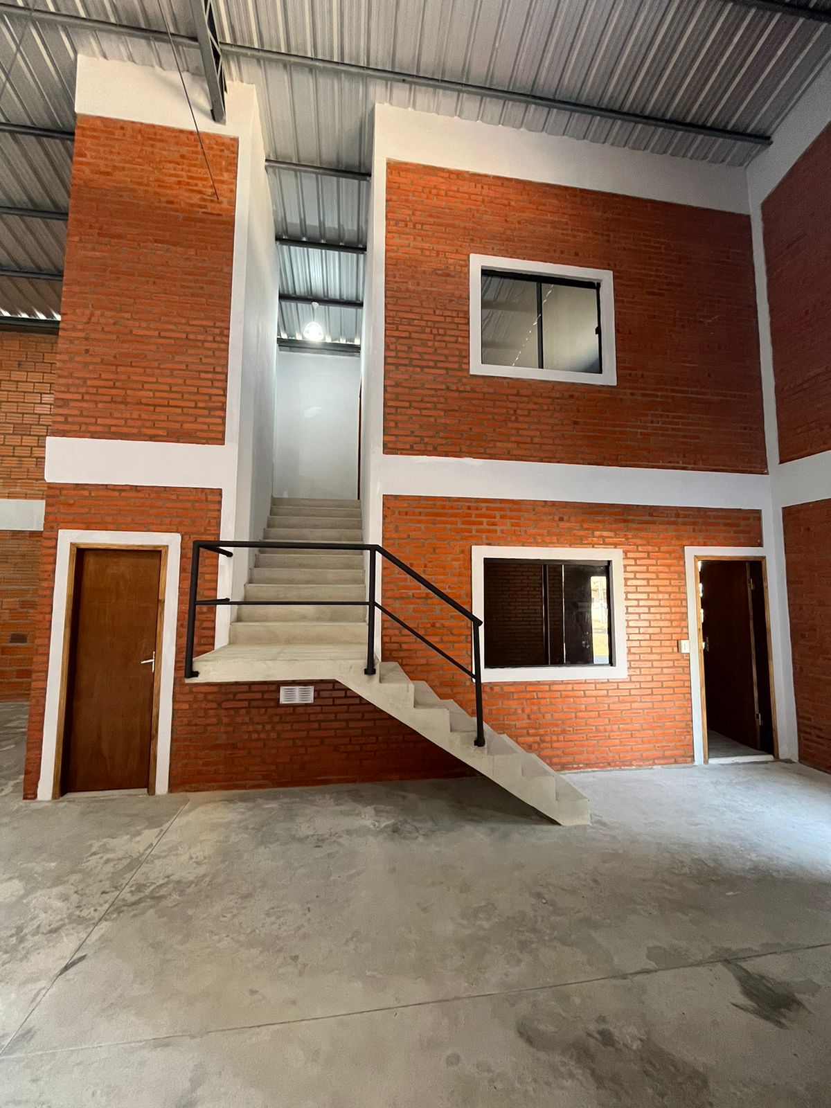 Alquilo Deposito de 360 m² en Mariano Roque Alonso Cod. 059 — foto 3