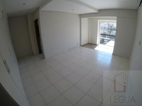 Alquilo Residencia Minimalista. 5 Habitaciones En Suite