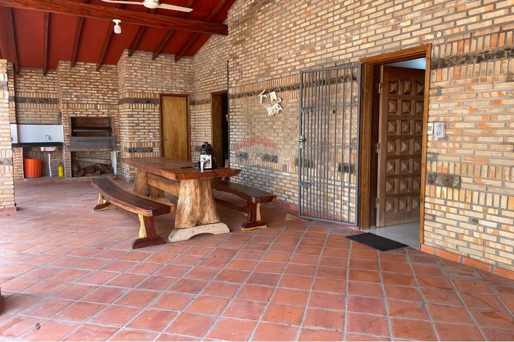 VENDO HERMOSA CASA EN J AGUSTO SALDIVAR — foto 3
