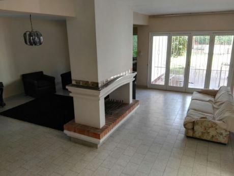 Alquilo Casa Para Oficina En Bo Manora