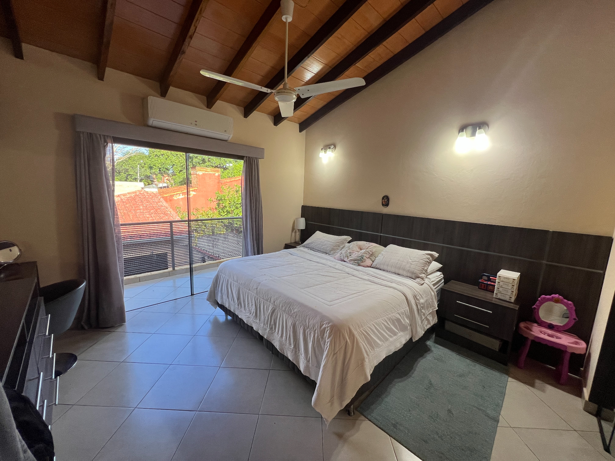 Casa en venta en Lambaré — foto 2