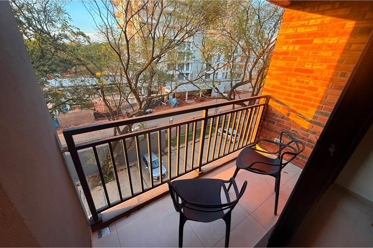 Departamento en alquiler en Luque, Campo Grande — foto 2