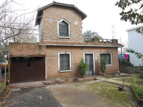 Buen Inmueble Sobre Avenida Lézica En Padrón único!!