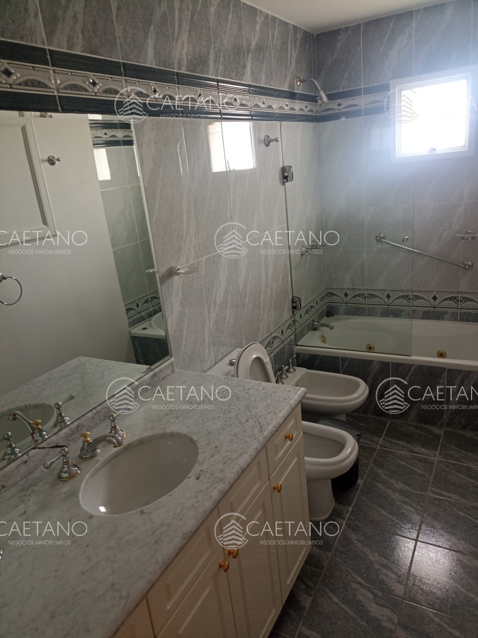 Alquiler Primera Linea Playa Mansa 3 dormitorios los mejores amenities! · Foto 10