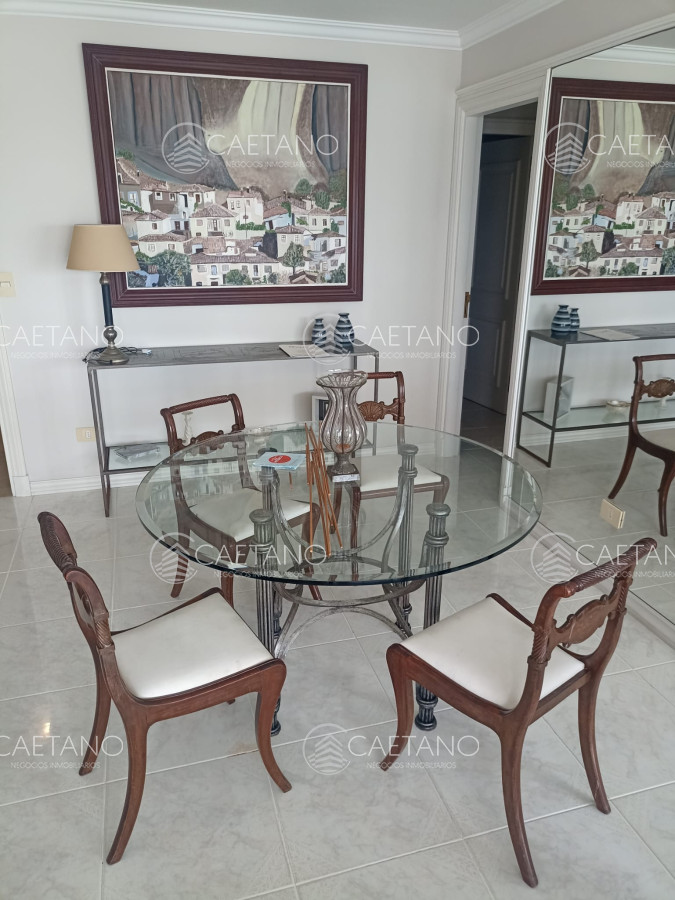 Alquiler Primera Linea Playa Mansa 3 dormitorios los mejores amenities! · Foto 2