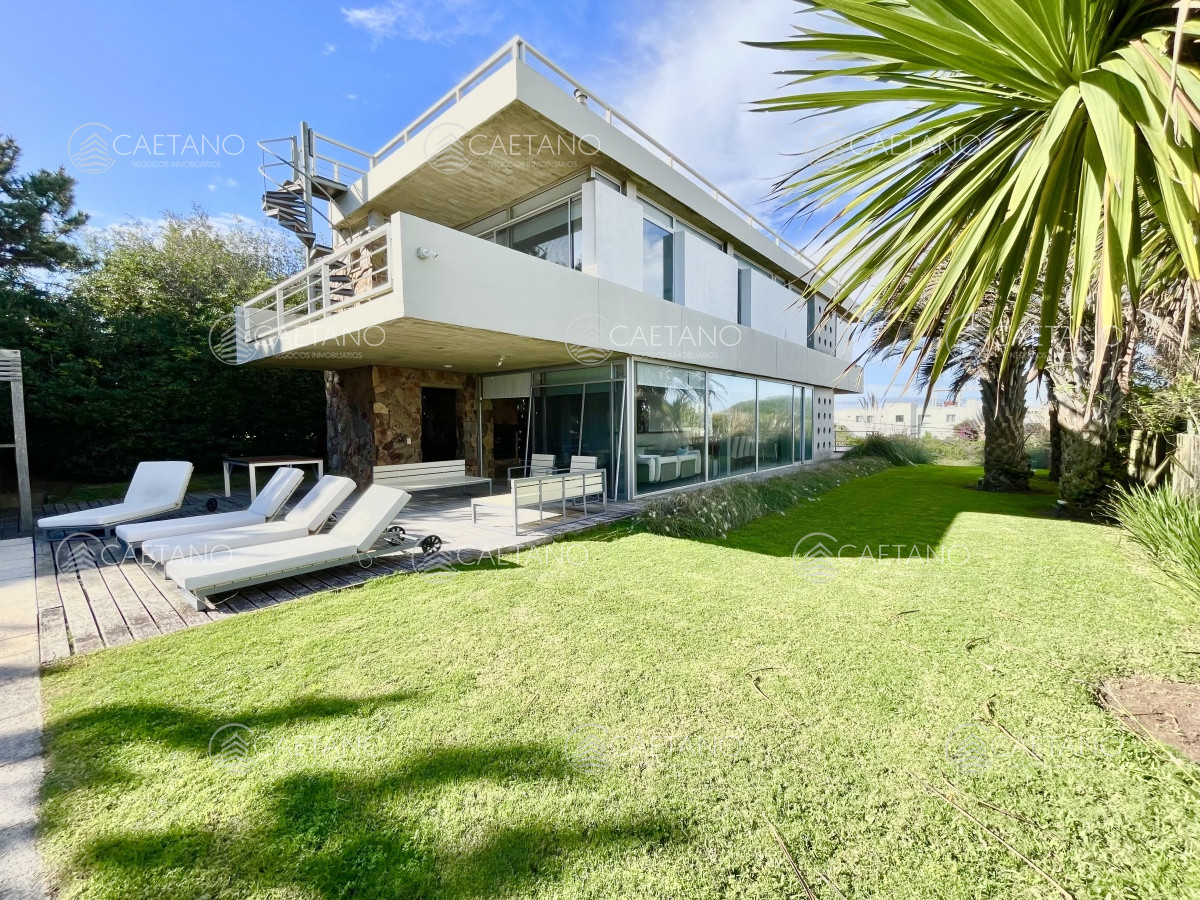 Casa en venta en Punta Ballena