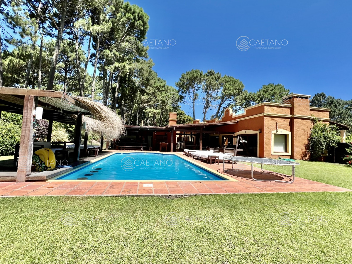 Casa en venta en Pinares