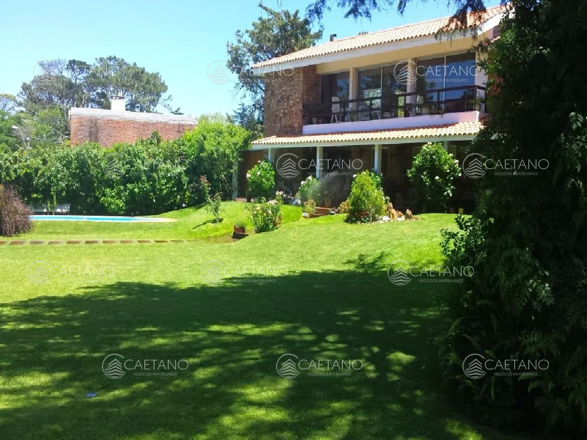 Alquiler espectacular casa en zona cantegril · Foto 2