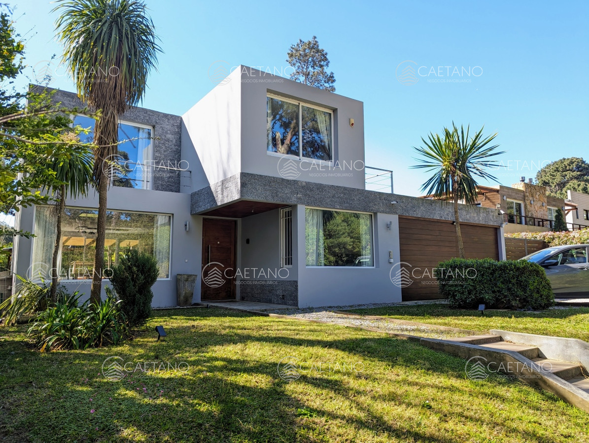 Casa en venta en Pinares