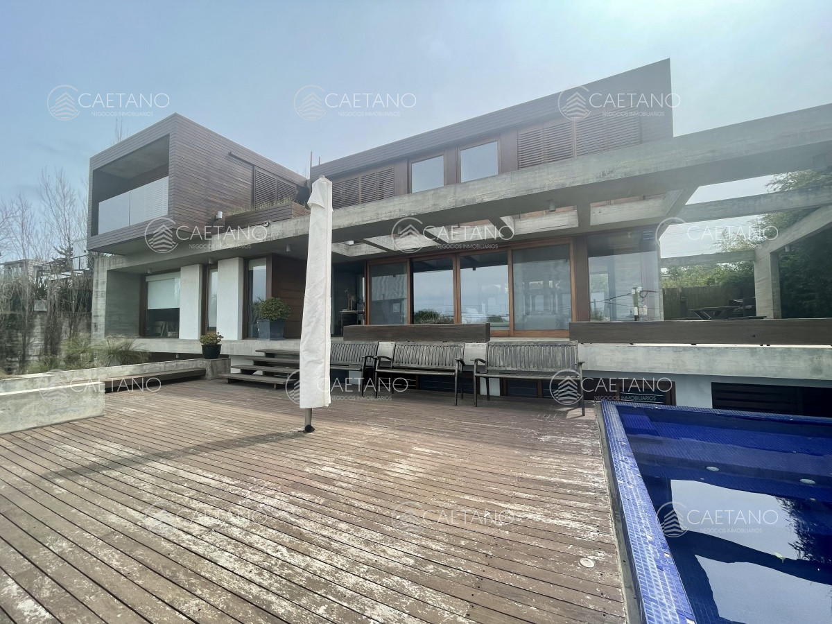 Casa en alquiler en Montoya