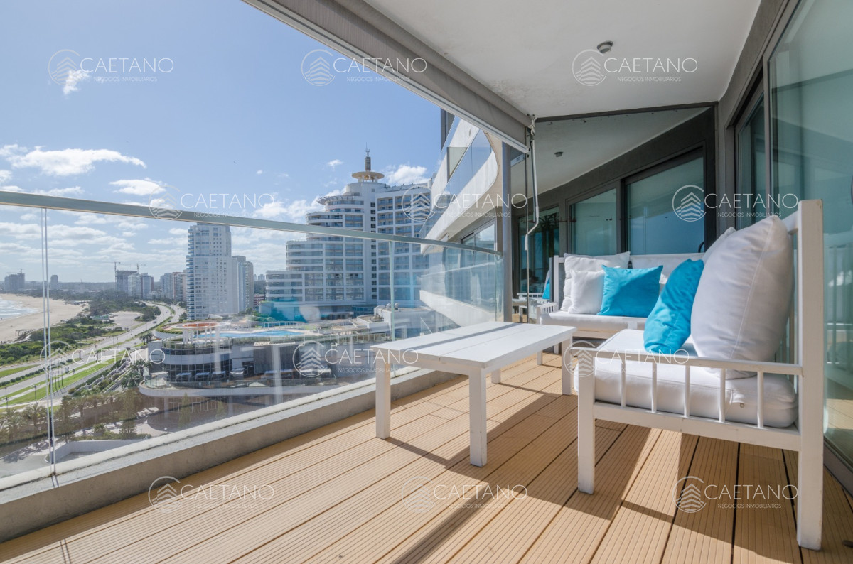 Apartamento en Venta y Alquiler, Mansa, Punta del Este, 3 Dormitorios.