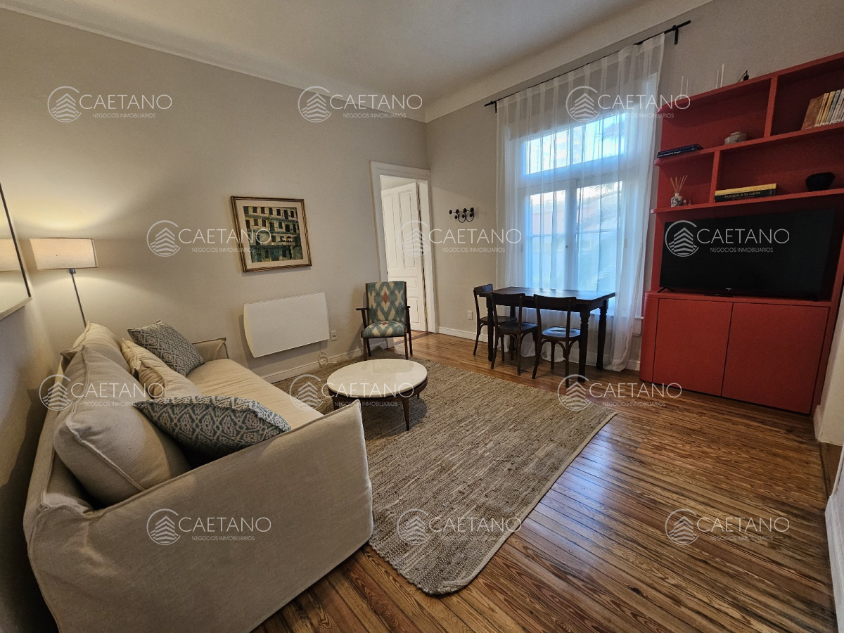 Apartamento en alquiler anual 1 dorm - Edificio Biarritz