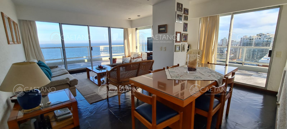 Apartamento en venta en Playa Brava
