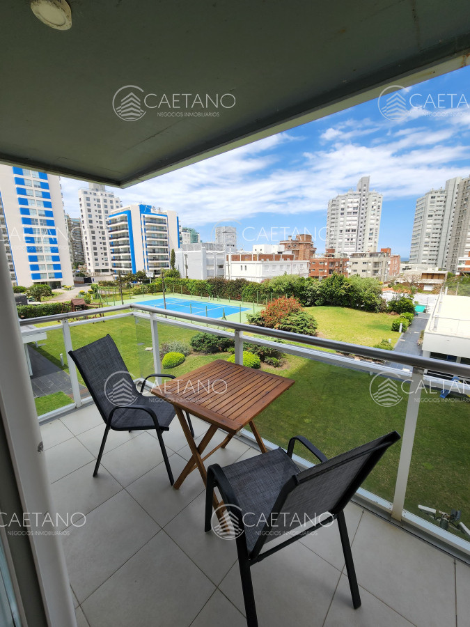 Apartamento en venta en Playa Brava