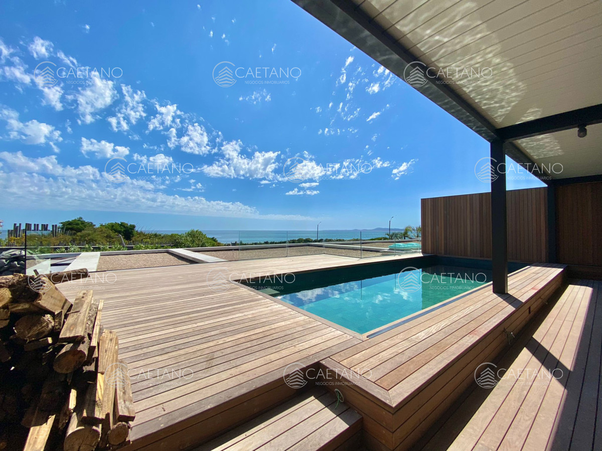 Casa en venta en Punta Ballena