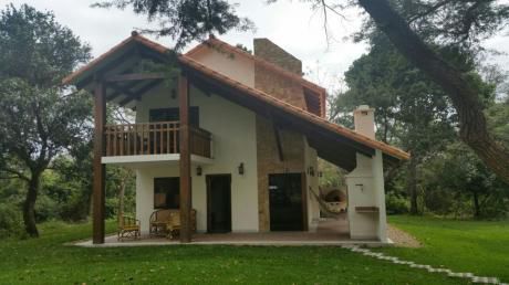 Cond. Laguna Azul Casa En Venta 3 Dorm