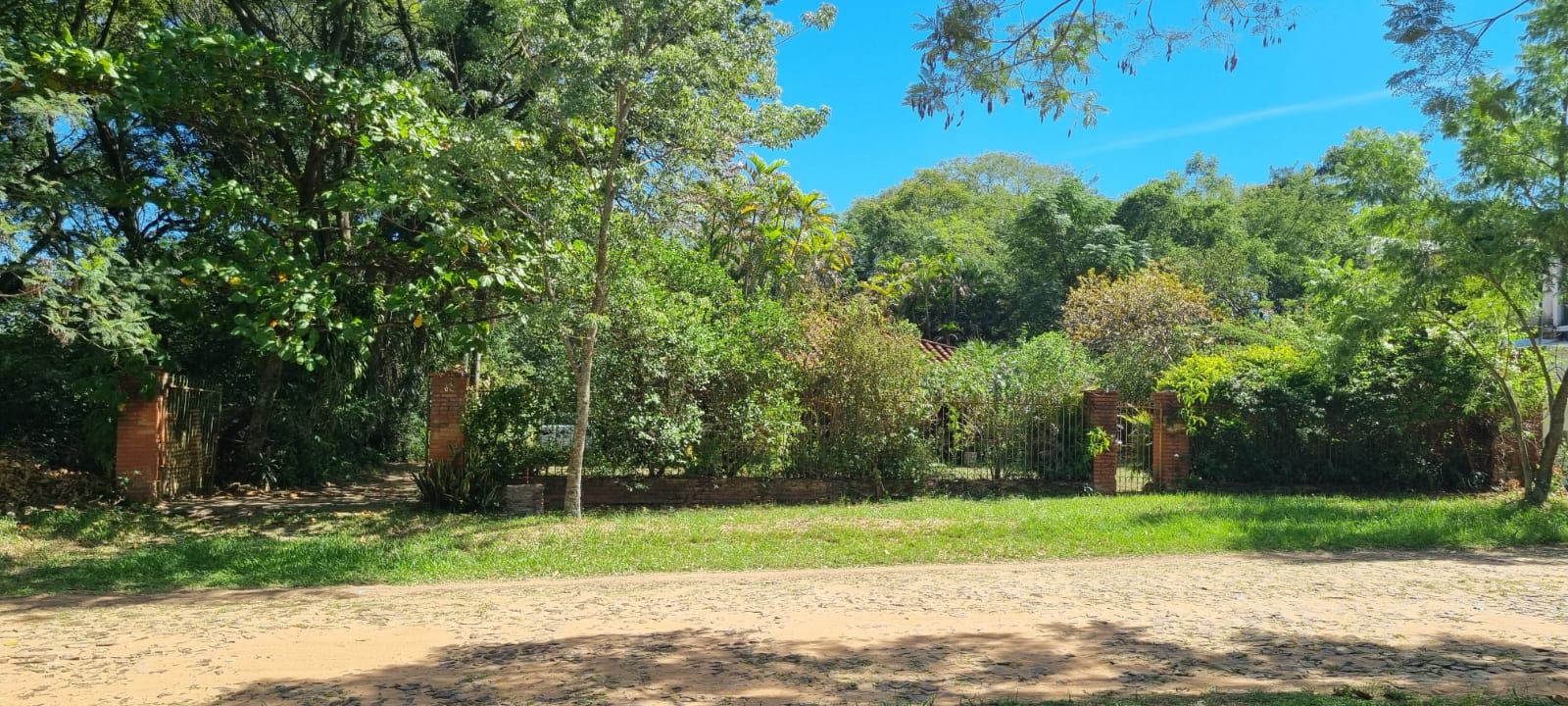 VENDO CASA EN SAN BERNARDINO – A SOLO 3 MINUTOS DEL CENTRO — foto 2