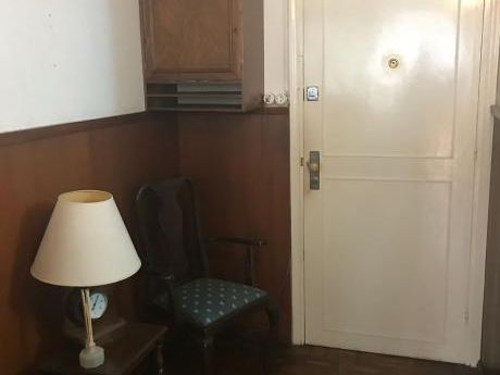 Alquiler Ideal Para Oficina En Ciudad Vieja!