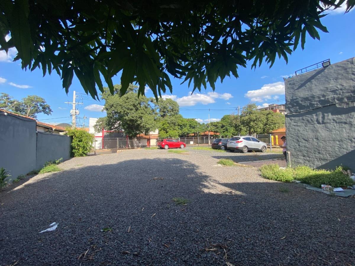 ALQUILO TERRENO EN LOS LAURELES — foto 2