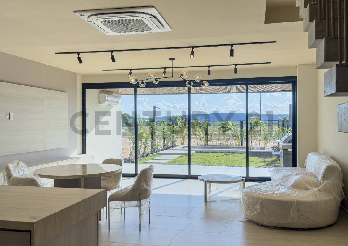 VENDO Townhouse A Estrenar de 3 Dormitorios en Highlands - San Bernardino — foto 3