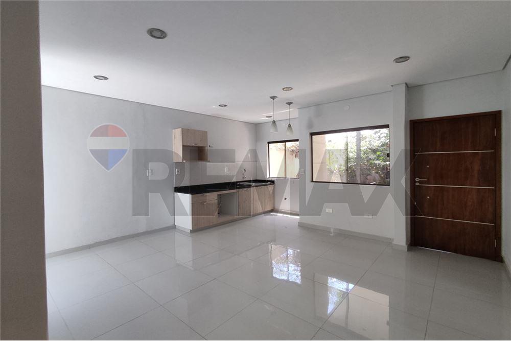 Chalet - Alquiler - Vista Alegre, Asunción, Paraguay — foto 3