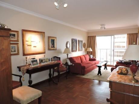 2 Dormitorios A Pasos De La Rambla, Opción Muebles.