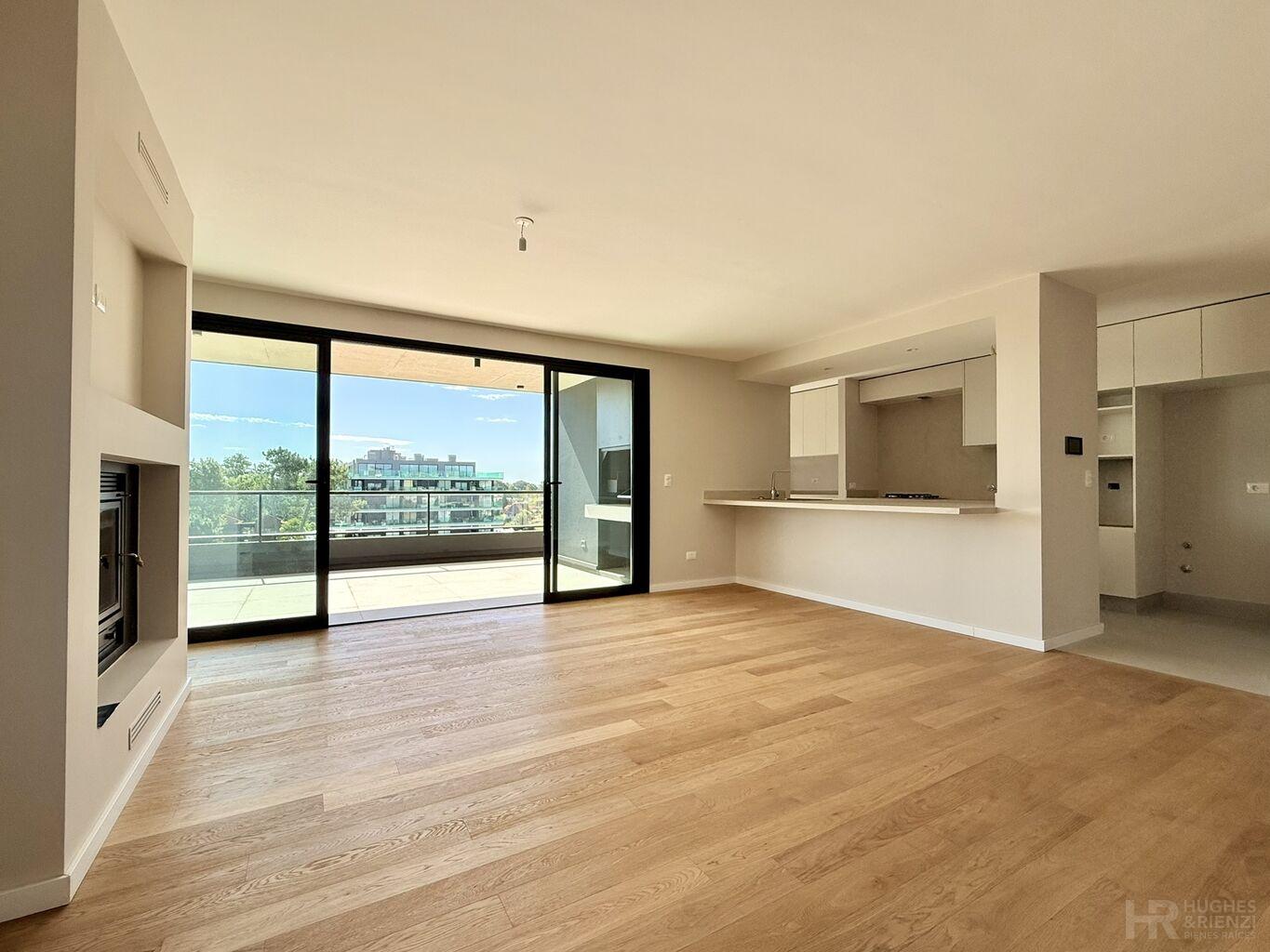 Pent House en alquiler 2 dormitorios, Av. de las Américas, a estrenar