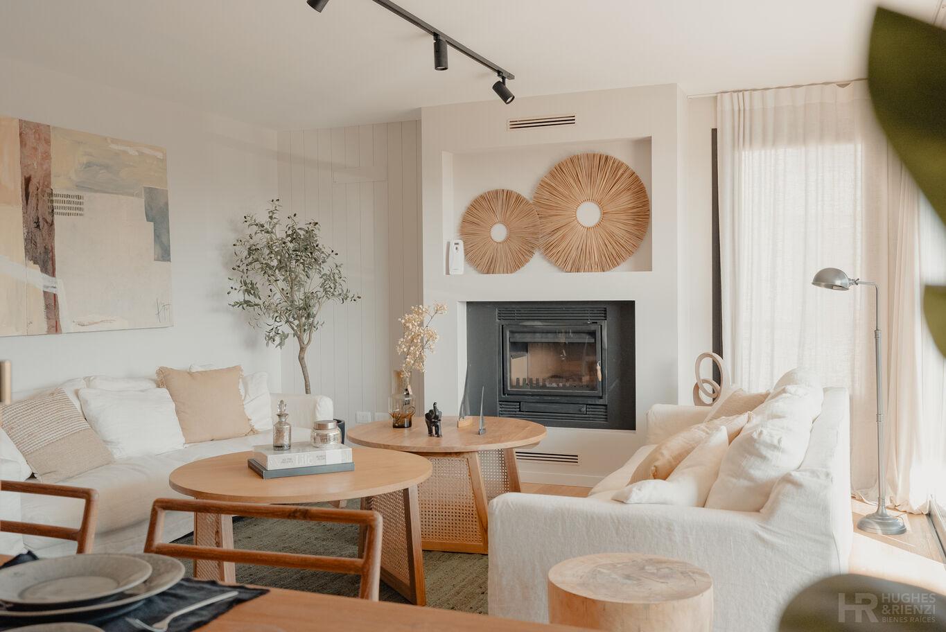 Angra Lake Homes