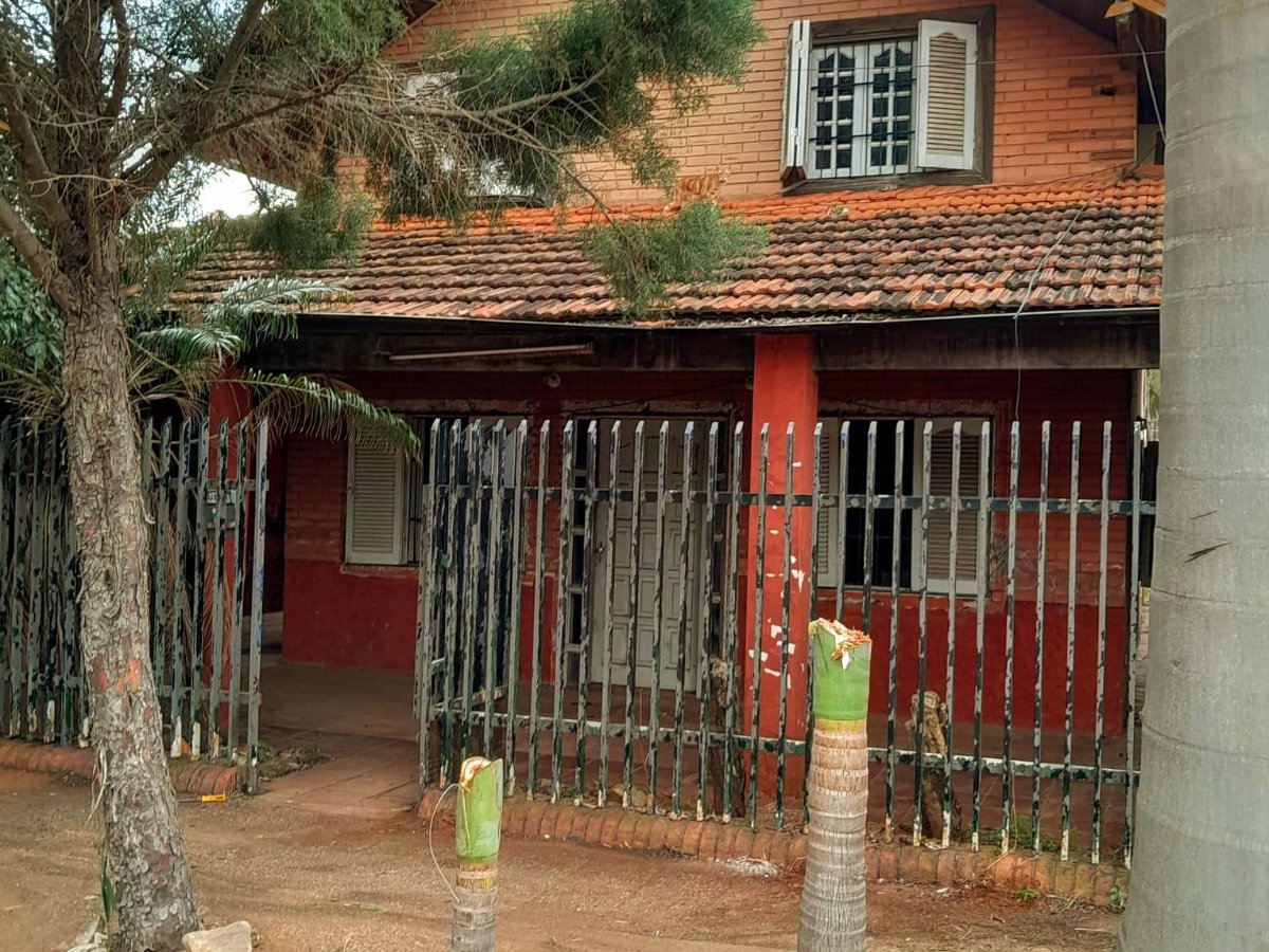 Vendo Casa para Demoler o Refaccionar Fernando De La Mora!!! Zona Norte!!!!! — foto 2