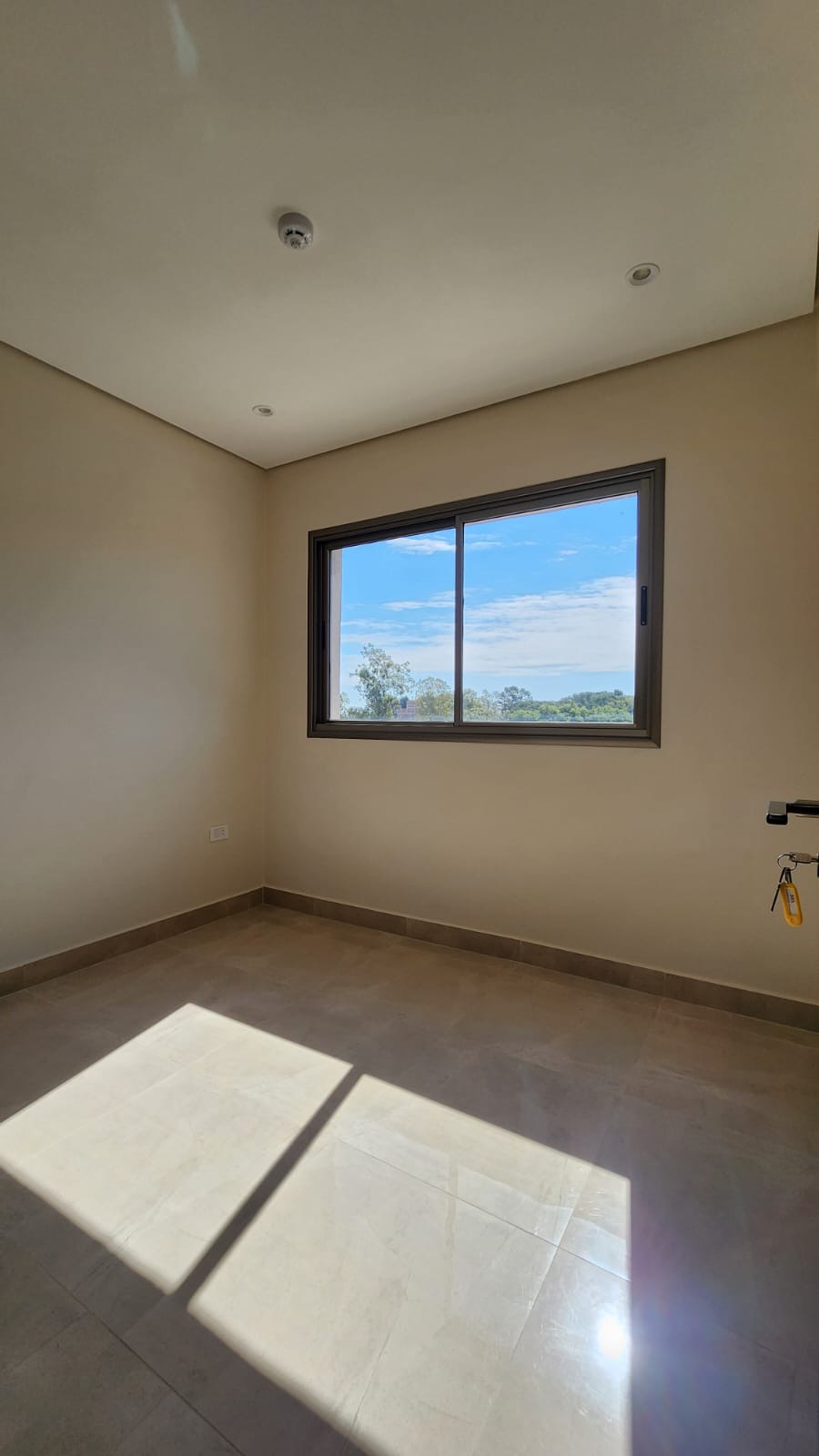 Departamento en alquiler en Luque — foto 3