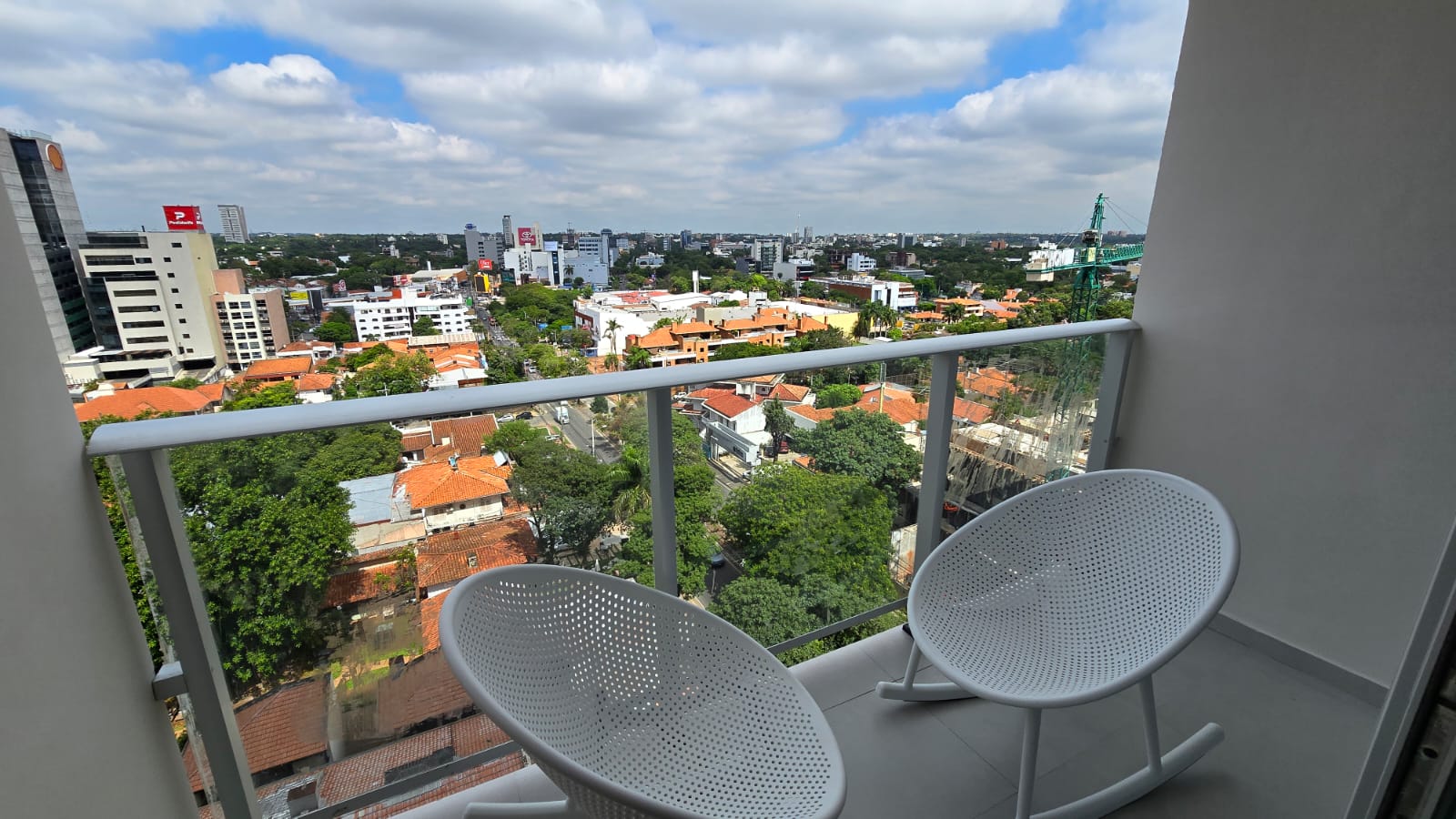 EN VENTA DEPARTAMENTO AMOBLADO CON RENTA A PASOS DEL SHOPPING DEL SOL — foto 3