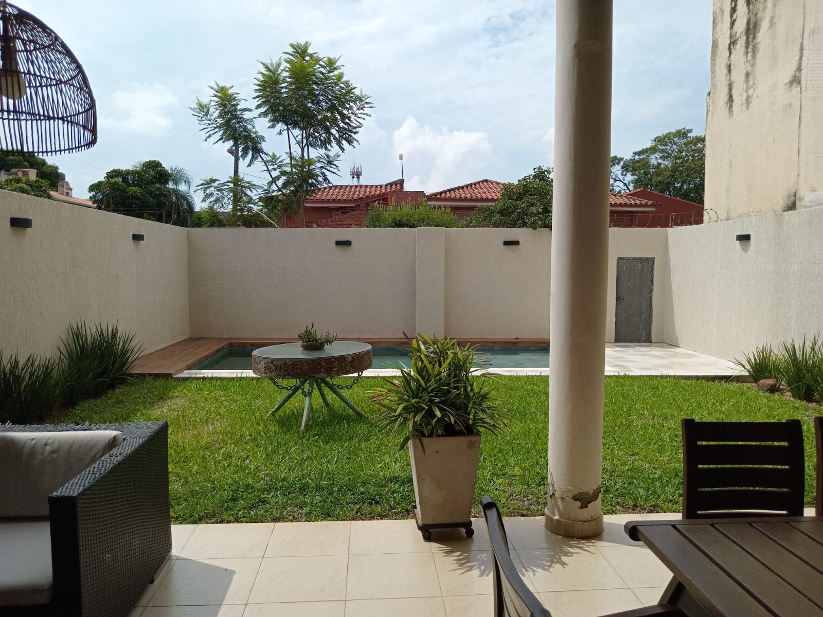 Casa en alquiler en Mburucuyá