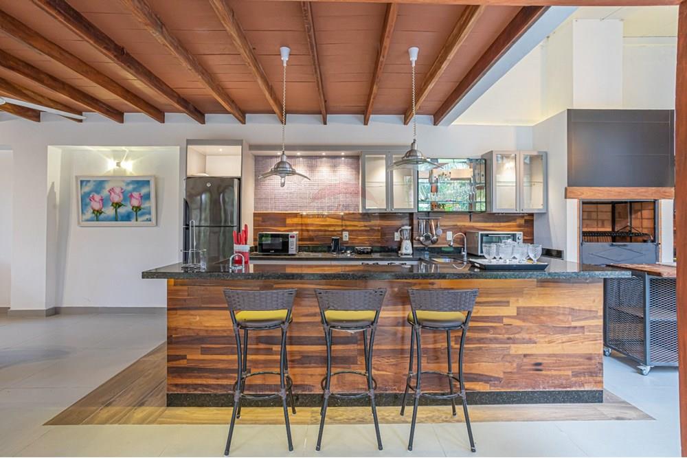 MODERNA RESIDENCIA EN SAN BERNARDINO! — foto 3