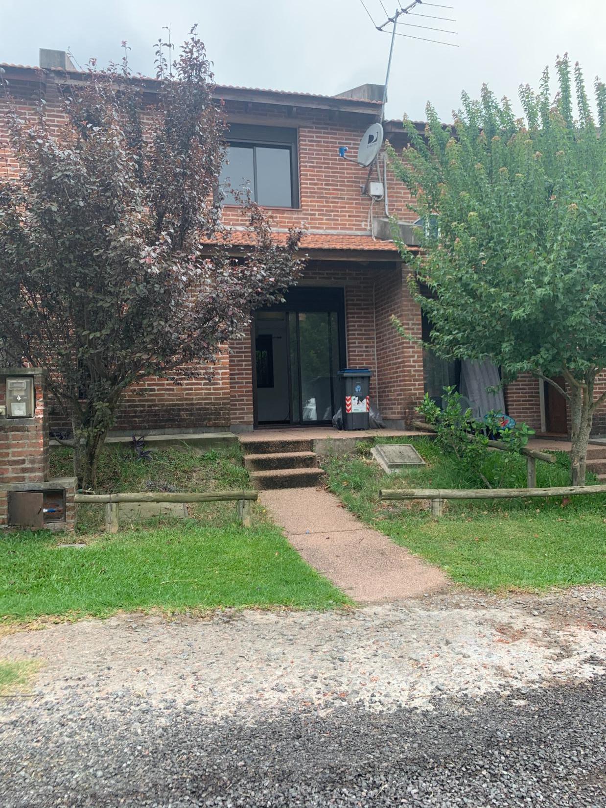 Proximo Car One en Complejo Privado 2 dorm GC Bajos $ 37.500 ASEGURADORAS