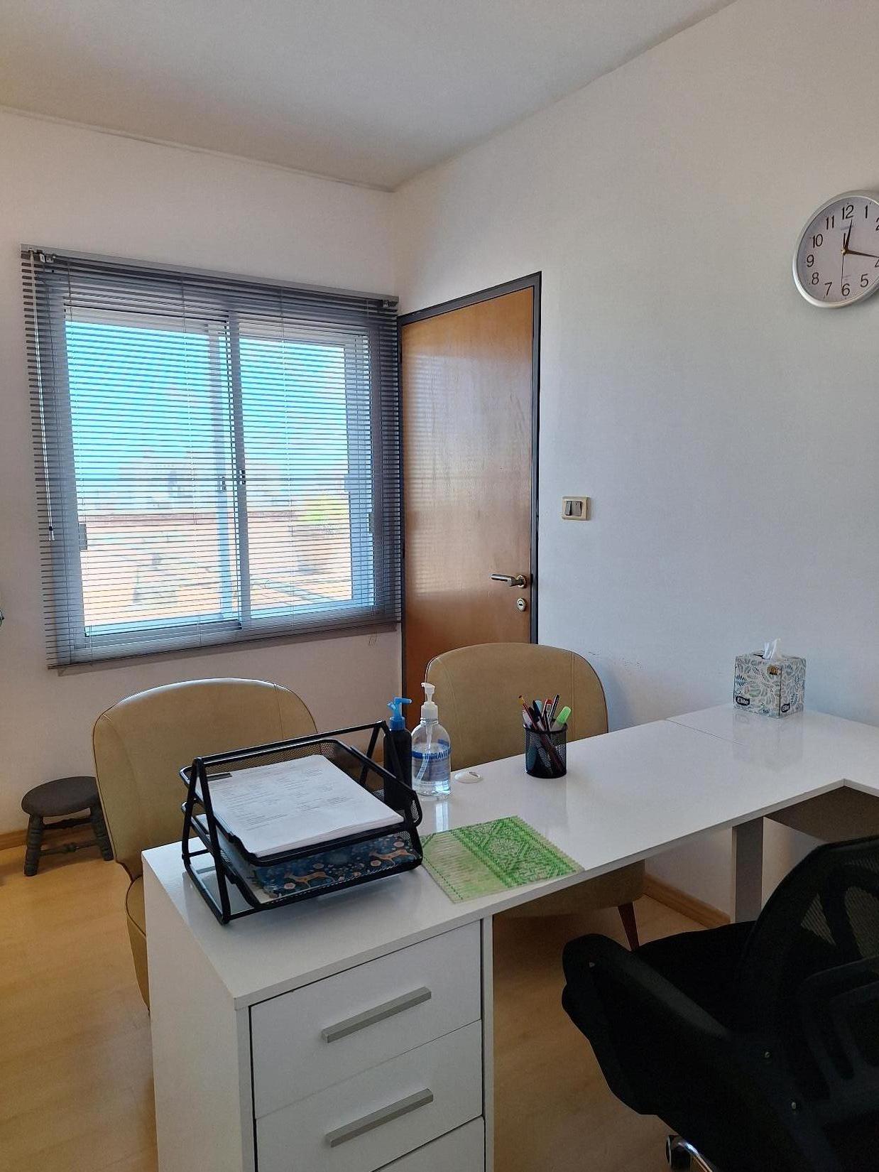 Oficina En Torre De Los Profesionales. Dueño Alquila · Foto 7