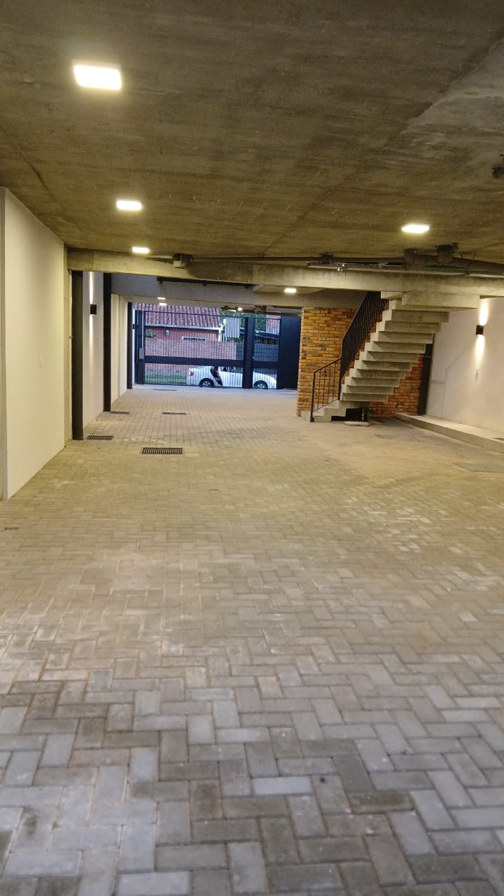 ALQUILO DPTO. ZONA EJE CORPORATIVO DE ASUNCIÓN — foto 2