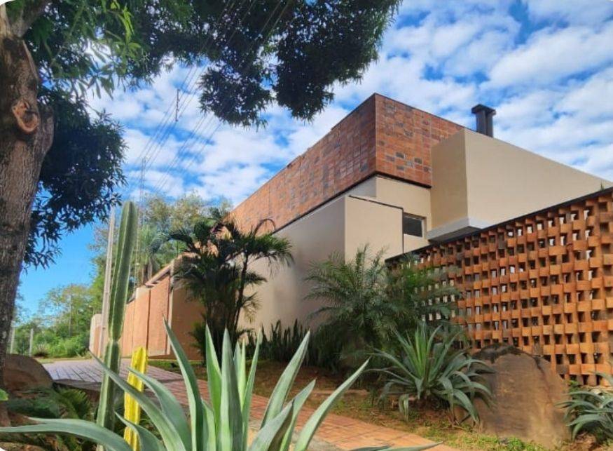 VENDO HERMOSA CASA AMOBLADA EN LA CIUDAD DE SAN BERNARDINO — foto 2