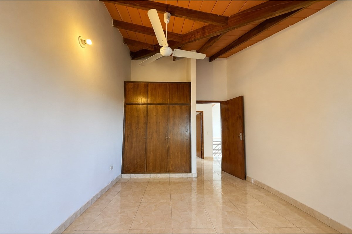Duplex en alquiler en San Lorenzo — foto 2